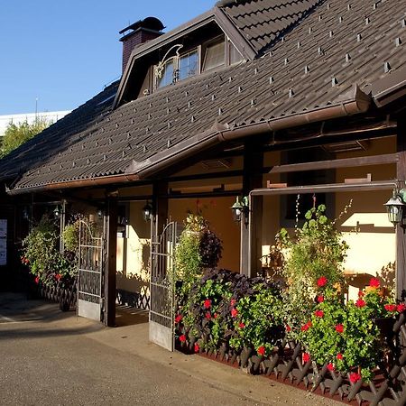 Crni Baron Pension Black Baron Maribor Exterior foto