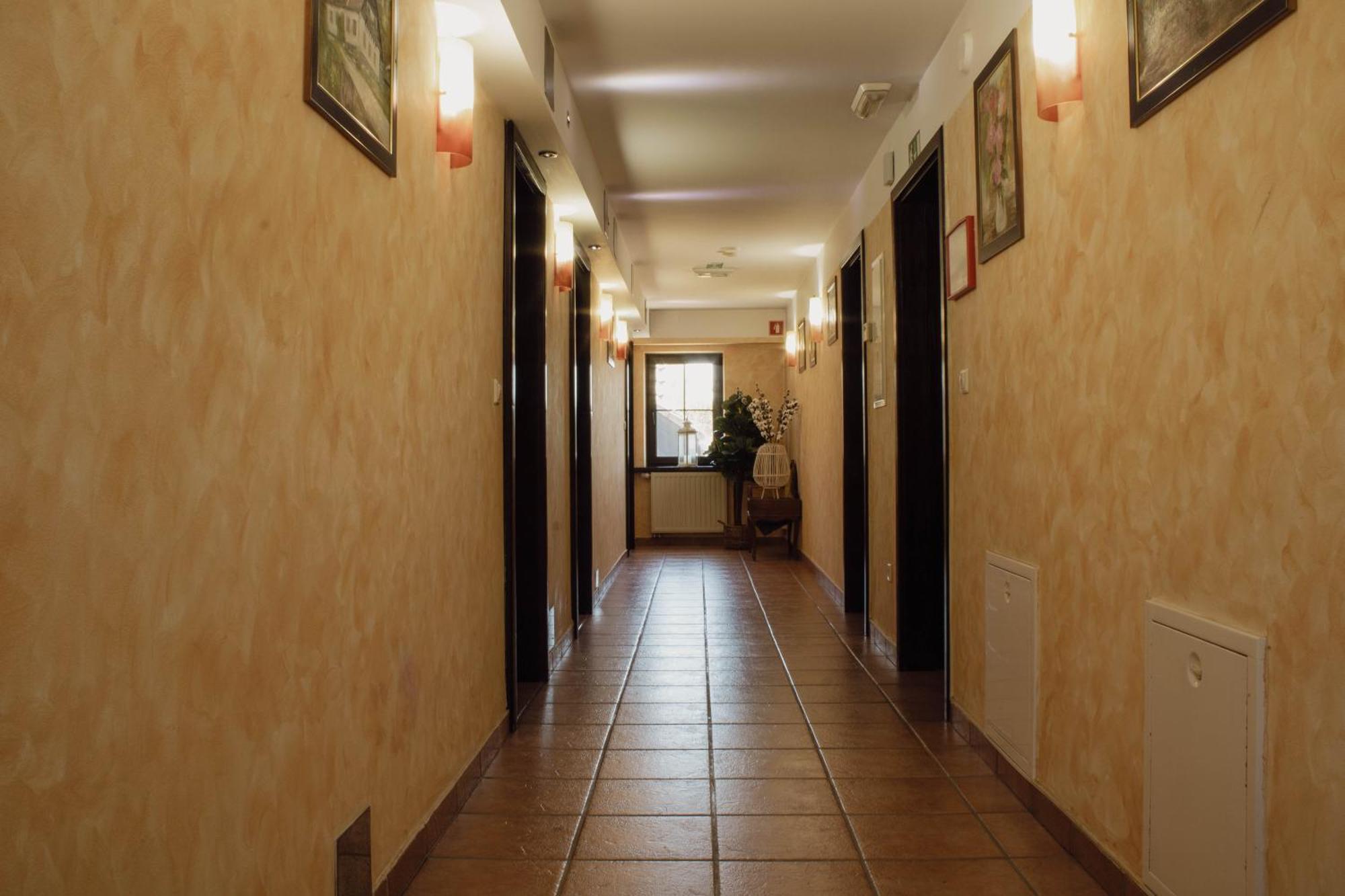 Crni Baron Pension Black Baron Maribor Exterior foto