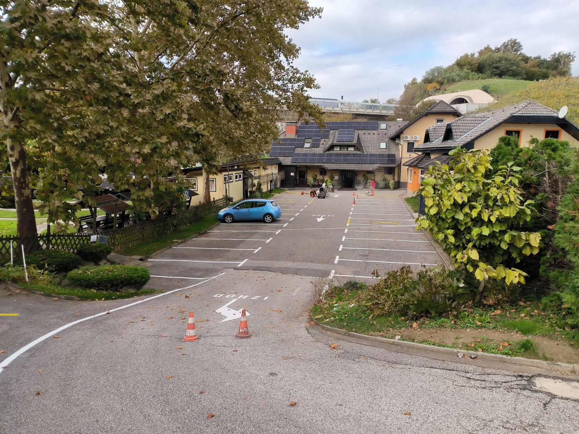 Crni Baron Pension Black Baron Maribor Exterior foto